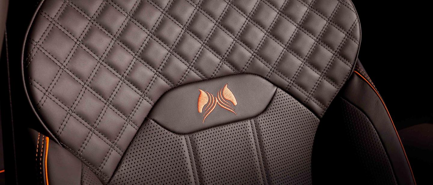 Bentayga Seat with Mulliner diamond stitching and a brespoke seat emblem of two horse heads